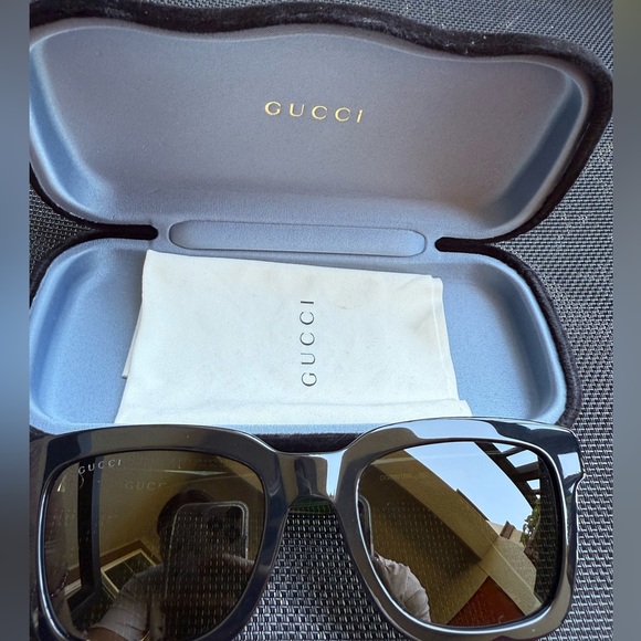 Gucci Black Sunglasses